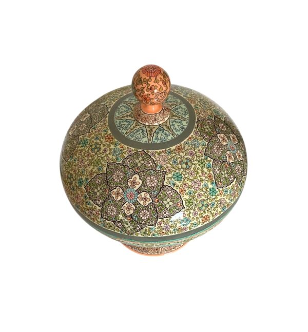 Regal charm decorative item - Image 2