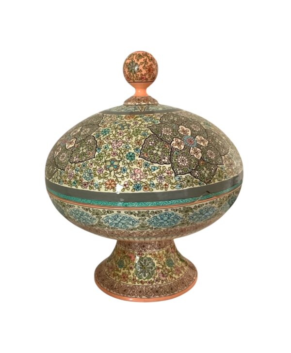 Regal charm decorative item - Image 6