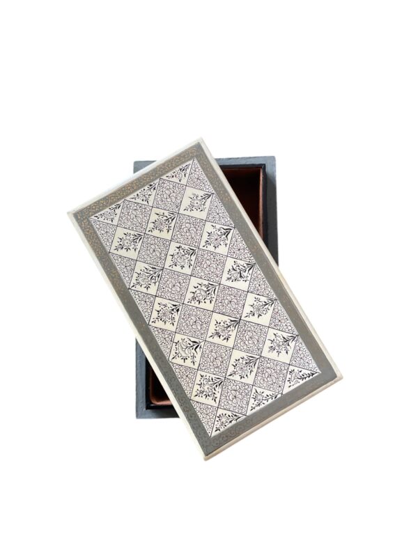 Royal lattice signature box - Image 2