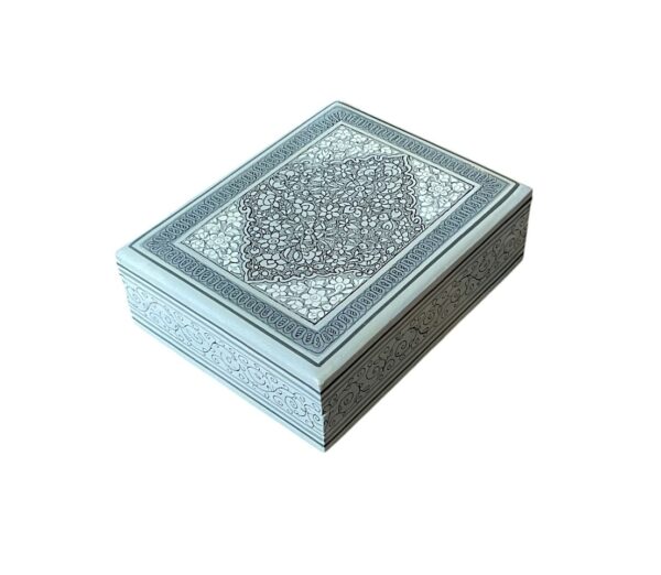 Floral carpet trinket box